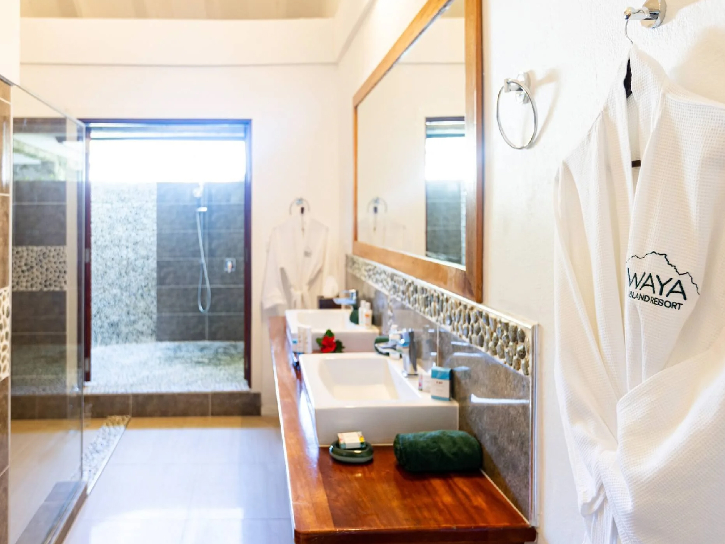 Waya Island Deluxe Grand Villa